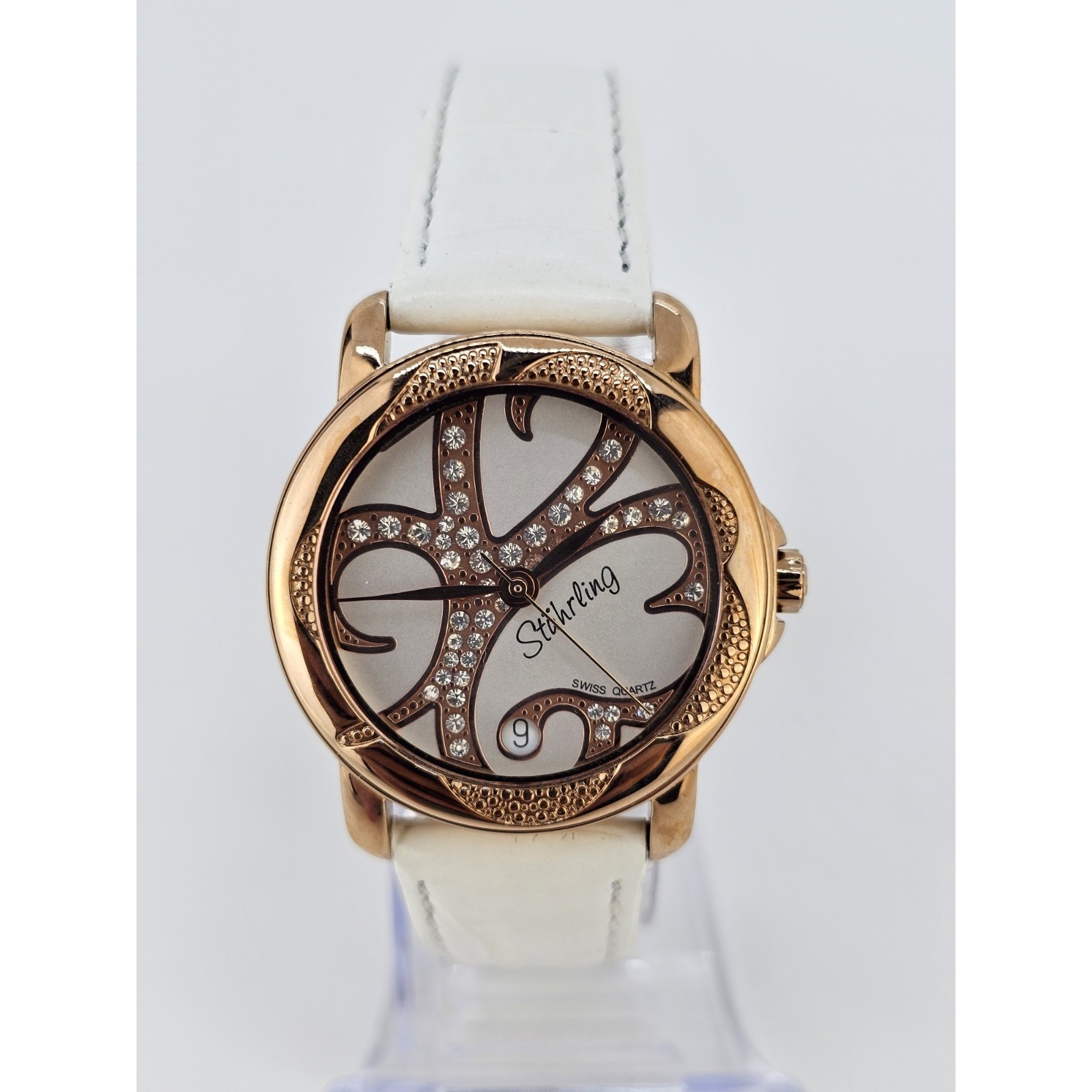 Stuhrling Original Women Watch 34mm Crystal Heart Dial Leather Bands New Battery